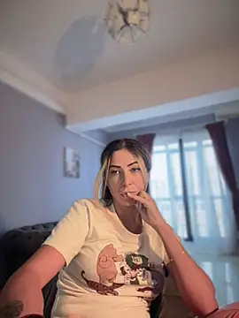 RaquelleDevon Chat XXX in diretta