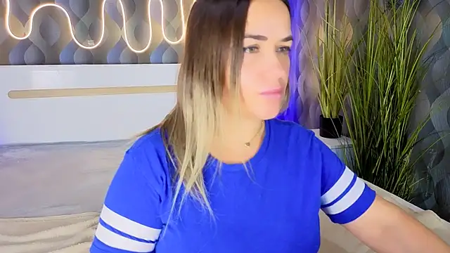 Czat XXX na żywo – JuicyMillena