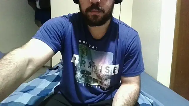 TuPapiLleg0_: διαδικτυακό σόου στην κάμερα