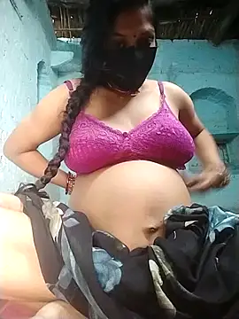 XXX chat uživo modela hemayadav111