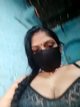 Chat XXX en directo de hemayadav111