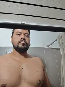 Show modela LatinMar na web-kameri
