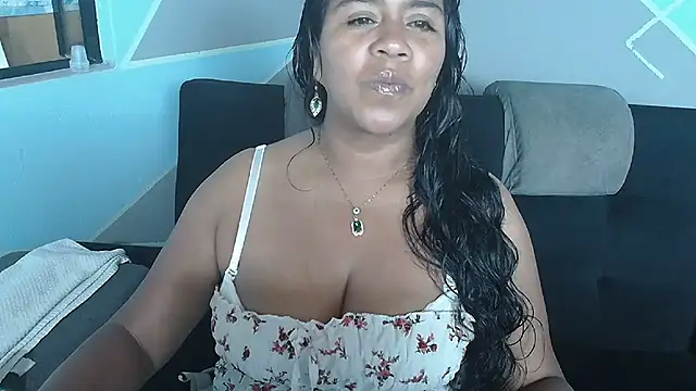 saggil23 – Live XXX-chat