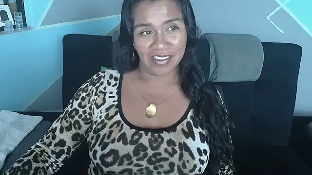 saggil23 Live XXX-chat