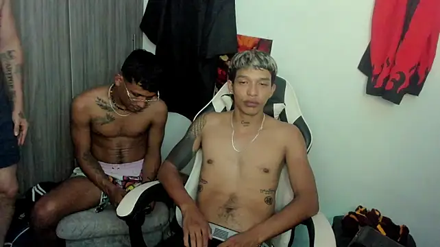TommyGun_22's Webcam Show