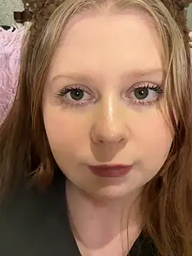 Your_Live Adlı Modelin Canlı XXX Sohbeti
