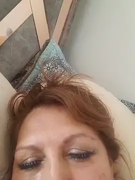Kazsandraa Adlı Modelin Canlı XXX Sohbeti