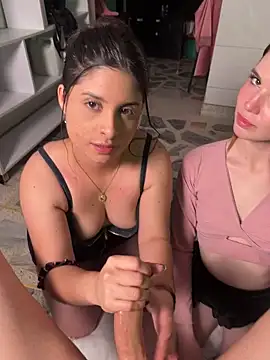 kevin_hotgirls Adlı Modelin Web Kamerası Şovu