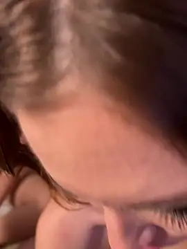 kevin_hotgirls: διαδικτυακό σόου στην κάμερα