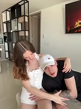 kevin_hotgirls Webcam Show