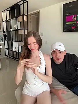 kevin_hotgirls' Webcam Show