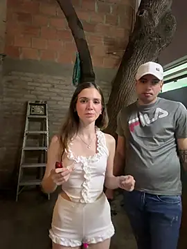 Webkamerová show kevin_hotgirls