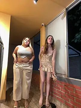 kevin_hotgirls' Webcam Show