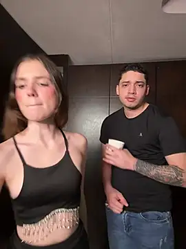 kevin_hotgirls' Webcam Show