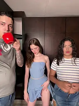 kevin_hotgirls Шоу с уебкамера