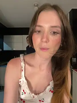 kevin_hotgirls Show in webcam