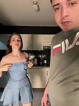 XXX chat uživo modela kevin_hotgirls