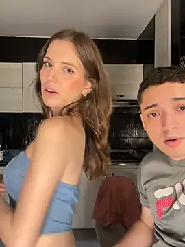 kevin_hotgirls Adlı Modelin Web Kamerası Şovu