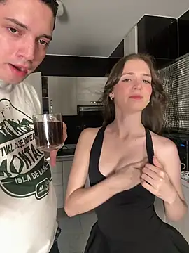kevin_hotgirls webcam show