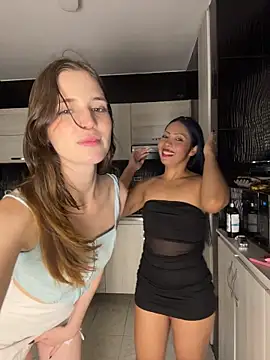 kevin_hotgirls Pertunjukan Webcam