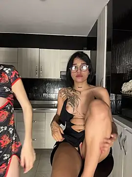 Show modela kevin_hotgirls na web-kameri