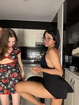 Show modela kevin_hotgirls na web-kameri