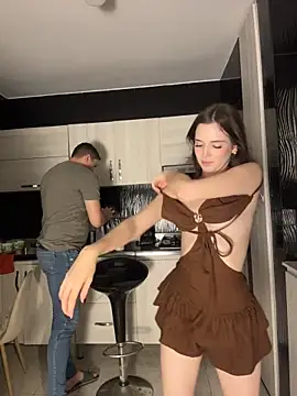 kevin_hotgirls Adlı Modelin Web Kamerası Şovu