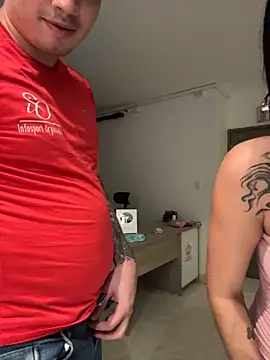 kevin_hotgirls' Webcam Show