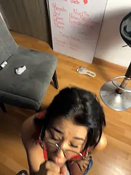 kevin_hotgirls: вебкам-шоу