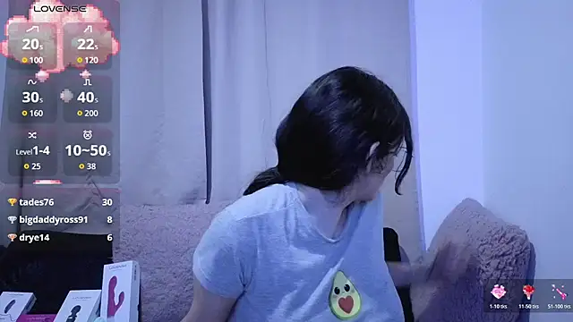 צ'אט XXX בשידור חי של lessliee22_