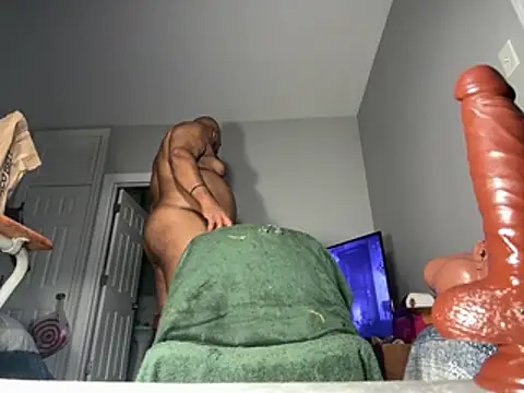 ChiRaqb8 Webcamshow