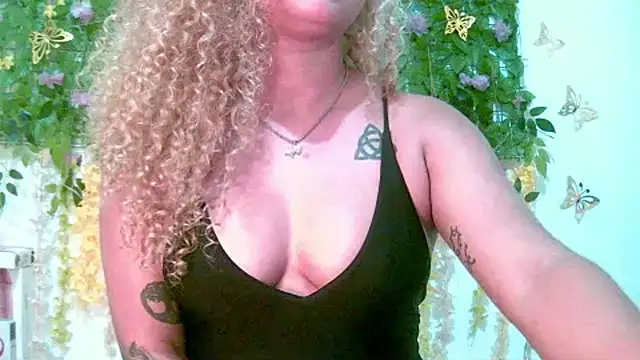 Crysrus Live XXX-chat