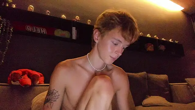 angelAndyy Show in webcam