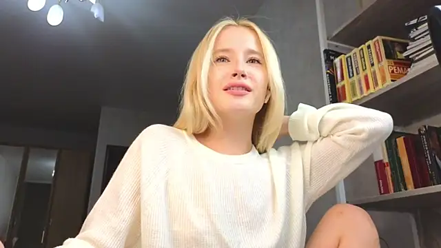 Chat +18 de Marietta_Castro ao vivo