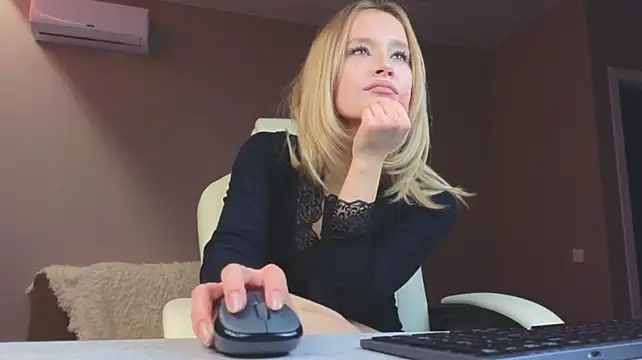 Marietta_Castro – webcam-show