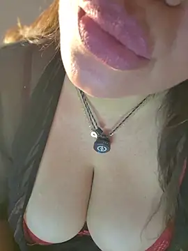 عرض كام Paulette-squirt