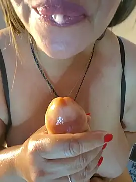Paulette-squirt Webcamshow