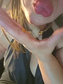 عرض كام Paulette-squirt