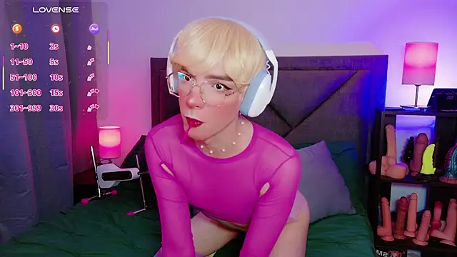 Sammy_Russell's Webcam Show