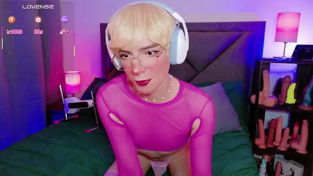 הופעת וובקאם של Sammy_Russell