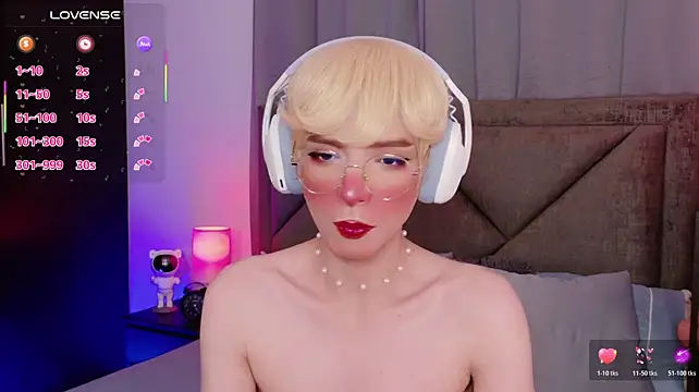 Sammy_Russell Show in webcam