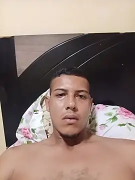 TU_ALTOTE_23CM Webcam show