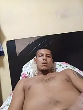 TU_ALTOTE_23CM Webcam-Show