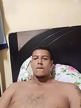 הופעת וובקאם של TU_ALTOTE_23CM