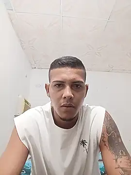 TU_ALTOTE_23CM Webcam Show
