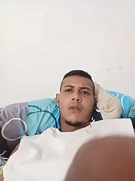 TU_ALTOTE_23CM Webcam-Show