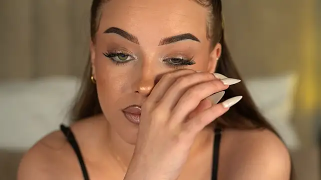 دردشة AnneSand الجنسية المباشرة