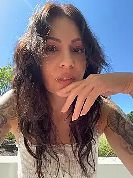 BeautifulMesss' Webcam Show