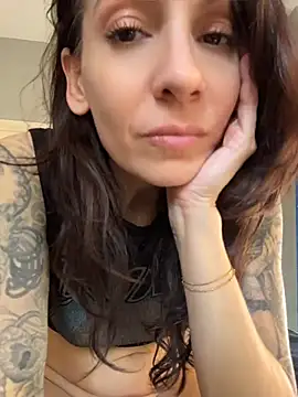 BeautifulMesss Show in webcam