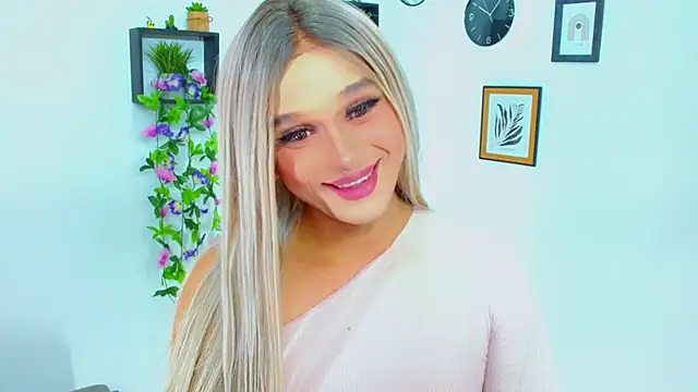TaylorMon's Webcam Show